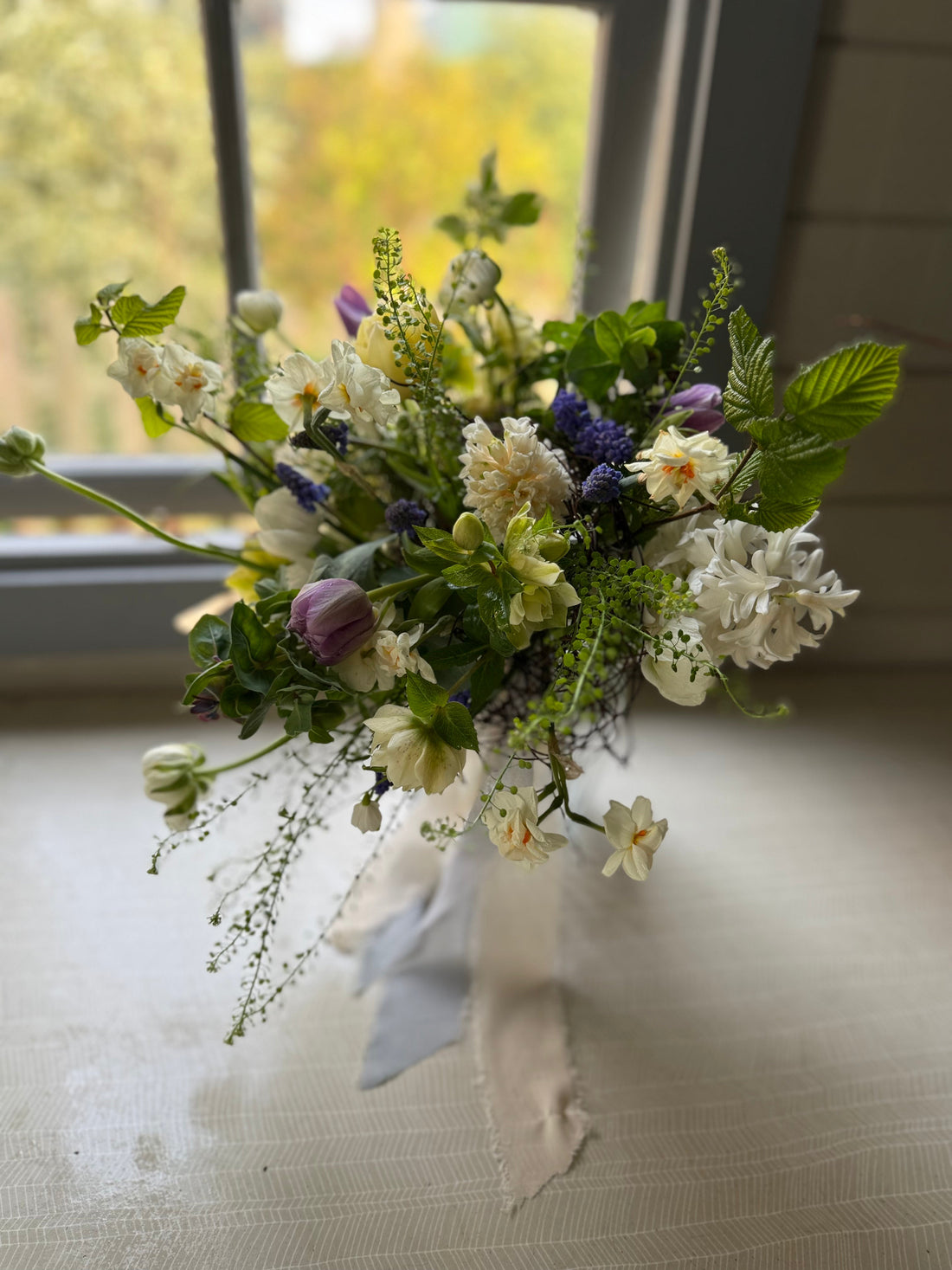 DIY Wedding Flowers- Simple Spring Table Flowers